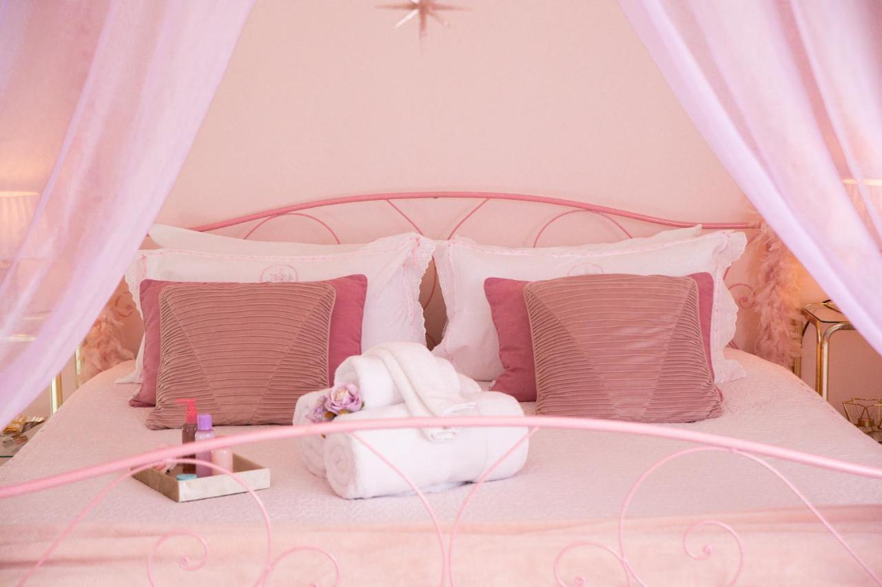 Tinmar Barbie House *