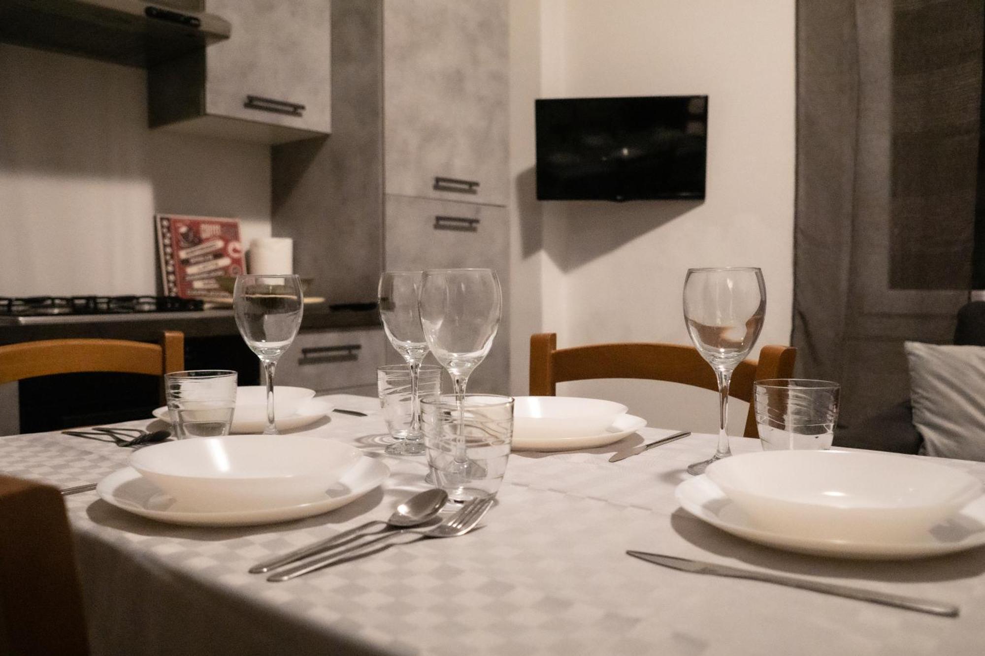 Bilocale Vicino Al Centro Di - Ristrutturato Di Recente! Apartment *