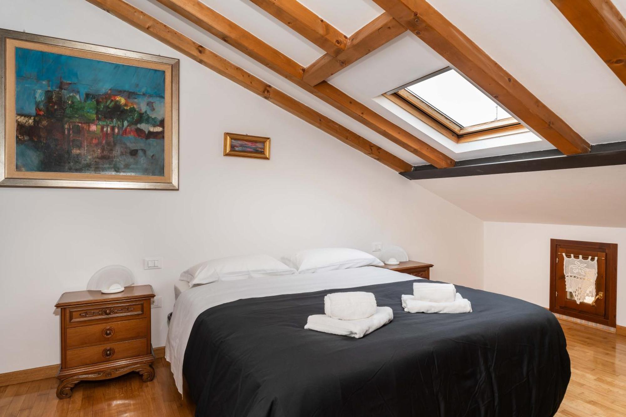 Veronetta Mini Attic *
