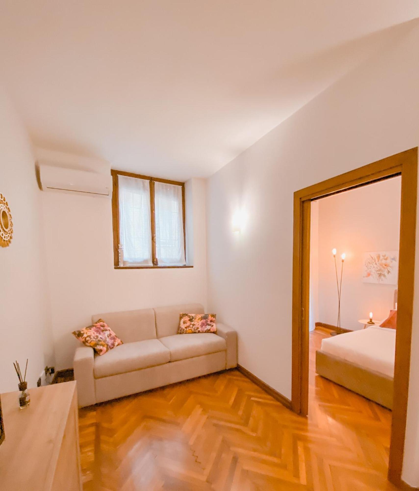 Apartment Arena Sweet In