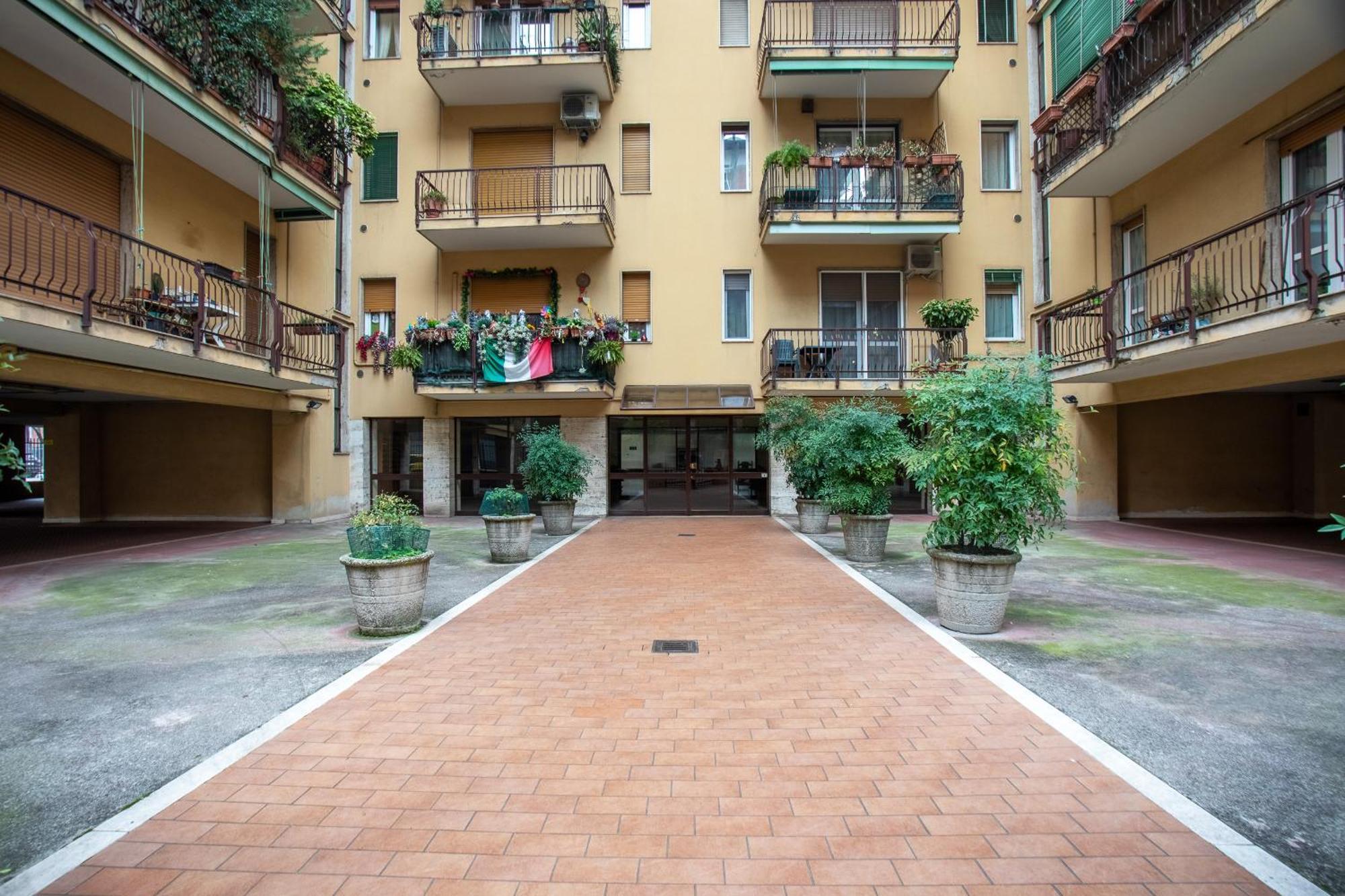 Pop Apartment