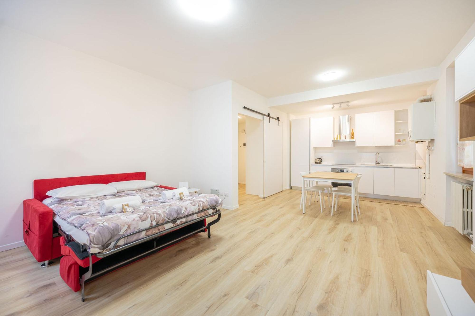 Arena Flat: Centre