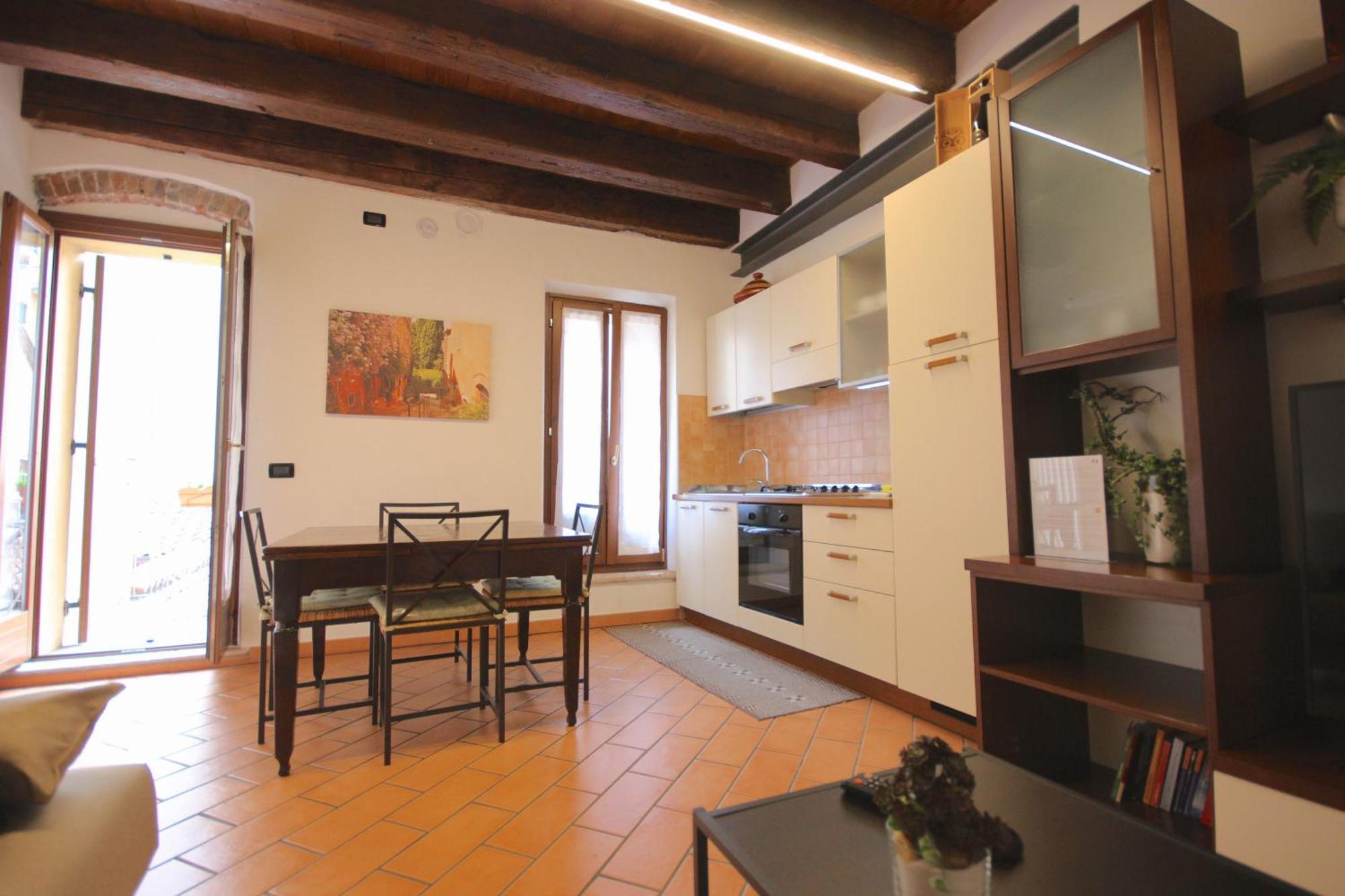 Vr Casa Di Mezzo *
