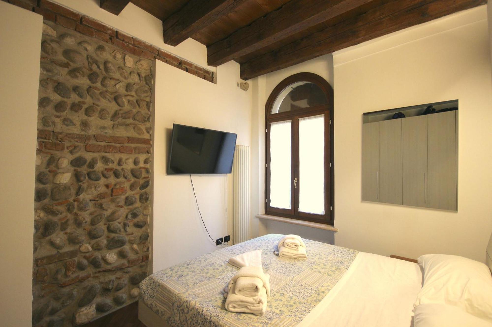 Vr Casa Di Mezzo