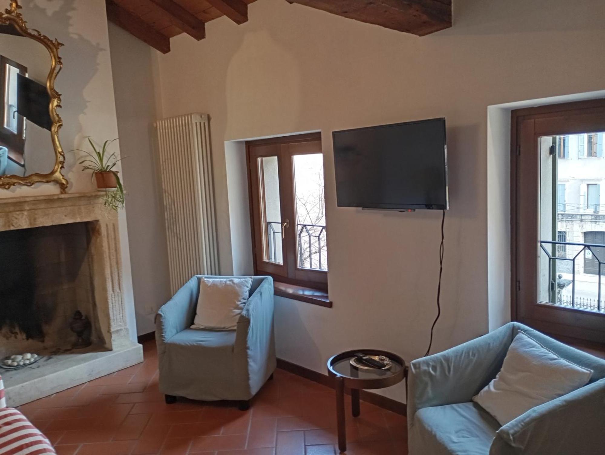 La Finestra Sul Civico Cinque Apartment *