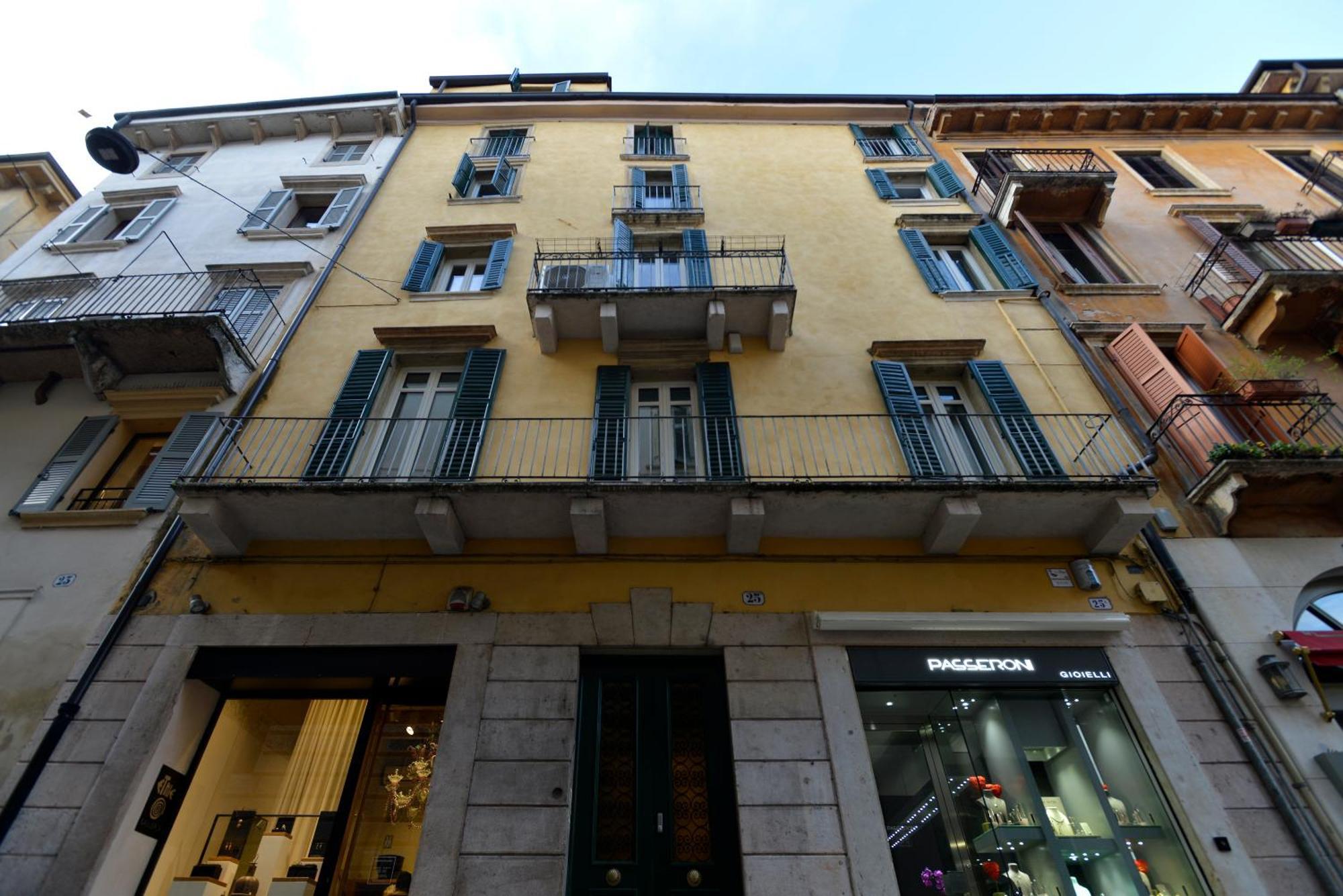 Giallo Dalia By Maison 73 Apartment *