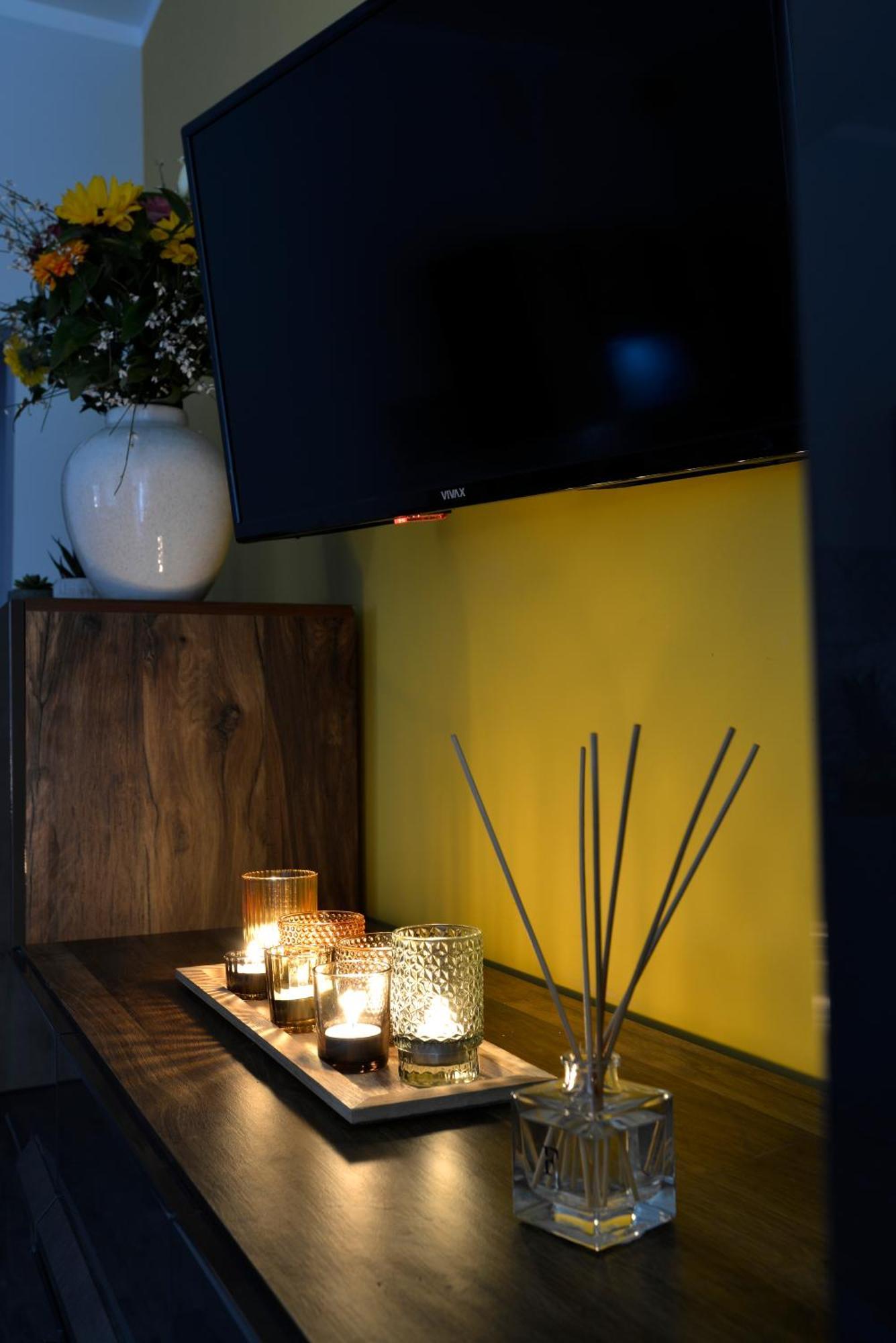 Giallo Dalia By Maison 73 Apartment Verona