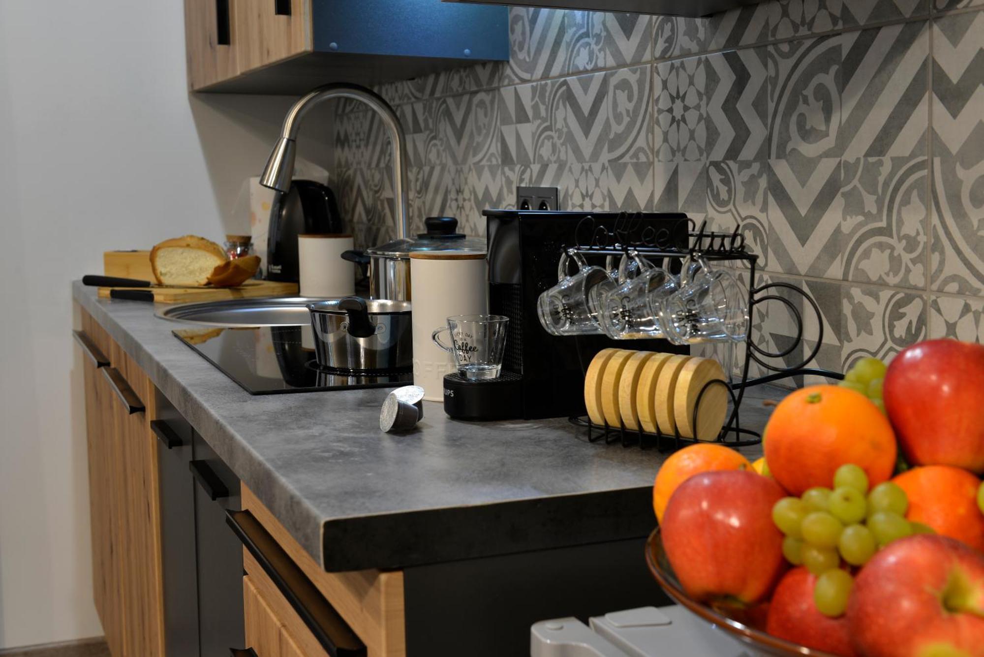Giallo Dalia By Maison 73 Apartment Verona