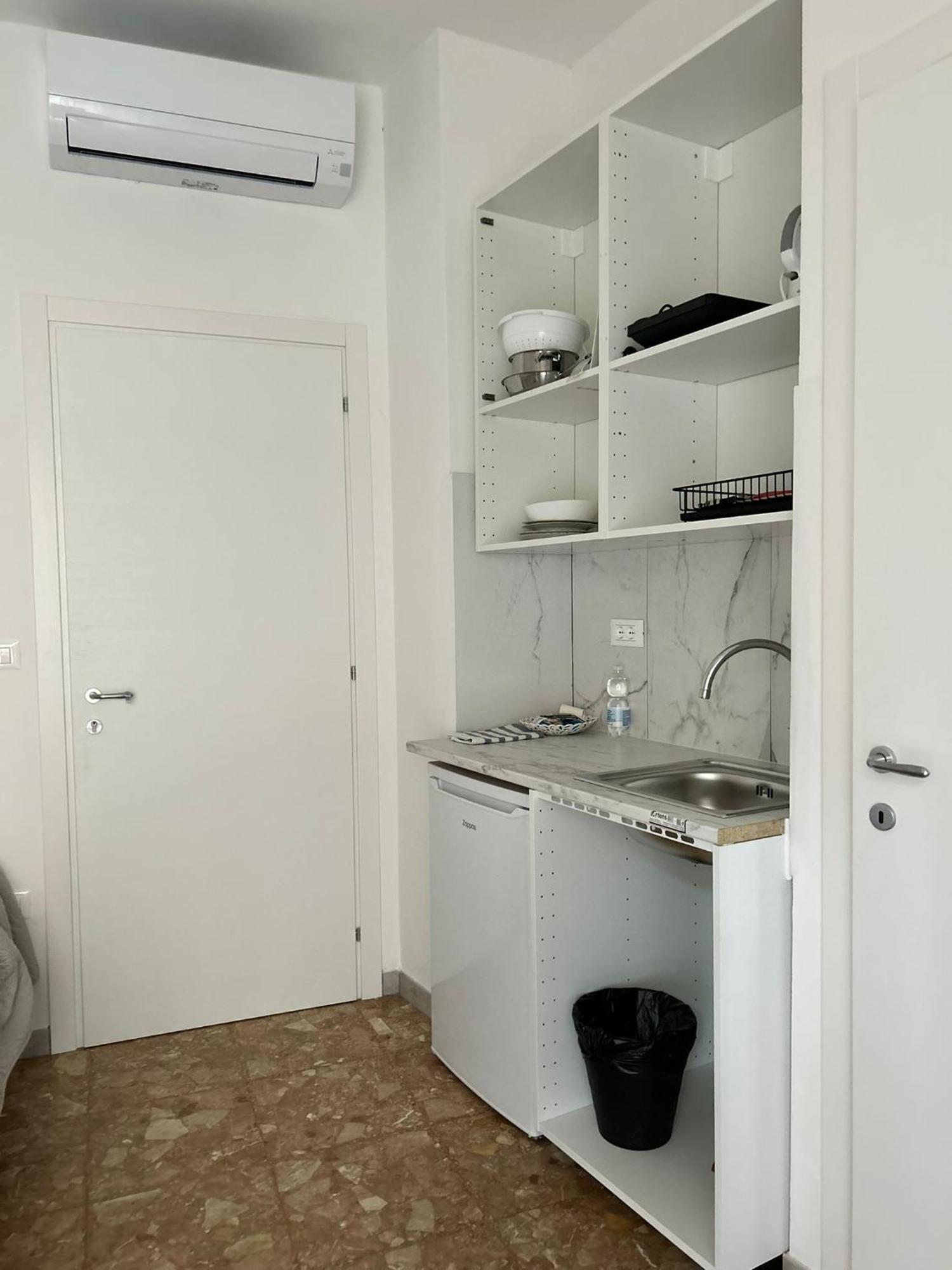 Guest house Minihouselarissa Diverona Verona
