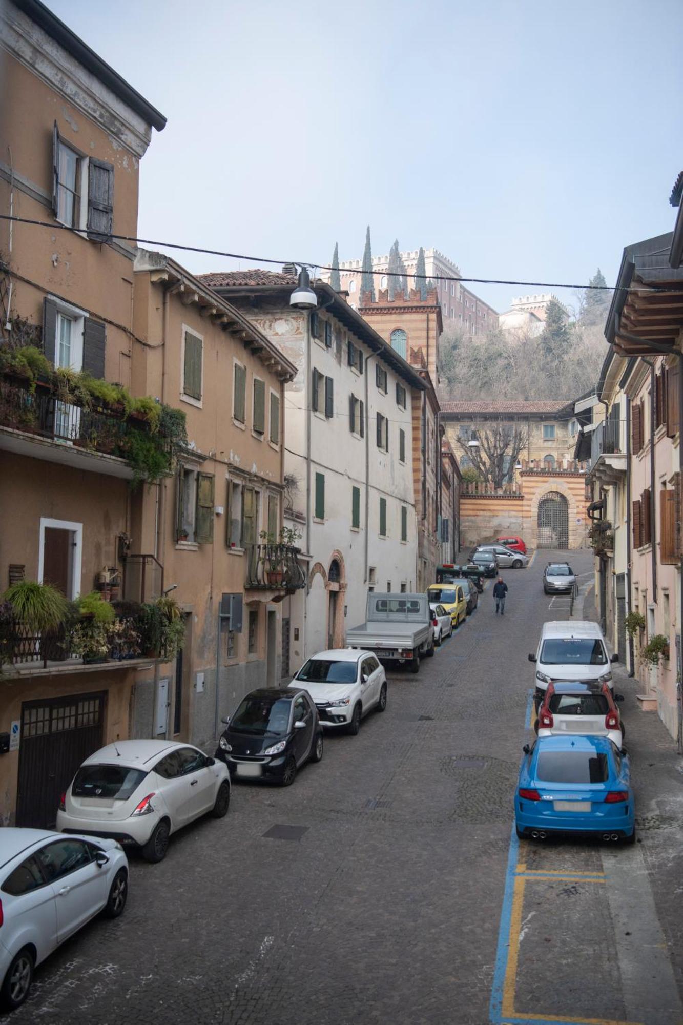 Apartment Ai Piedi Del Castello / 4pl / Apt. Full *