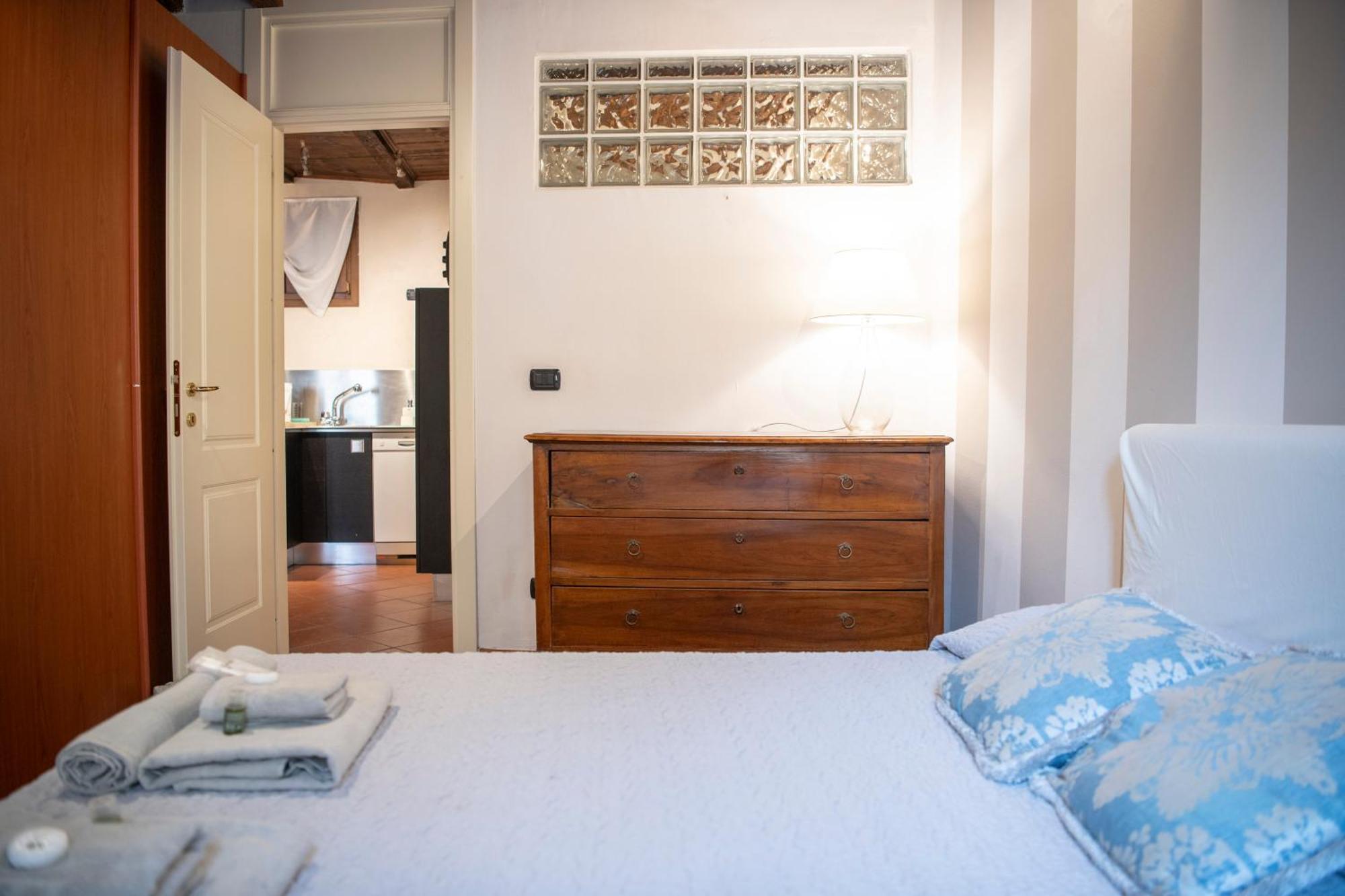 Ai Piedi Del Castello / 4pl / Apt. Full Apartment Verona