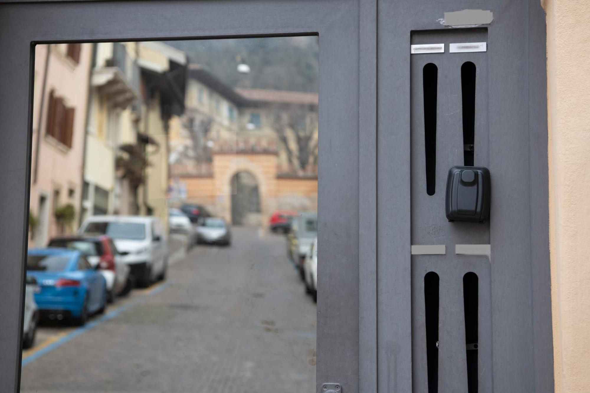 Ai Piedi Del Castello / 4pl / Apt. Full *