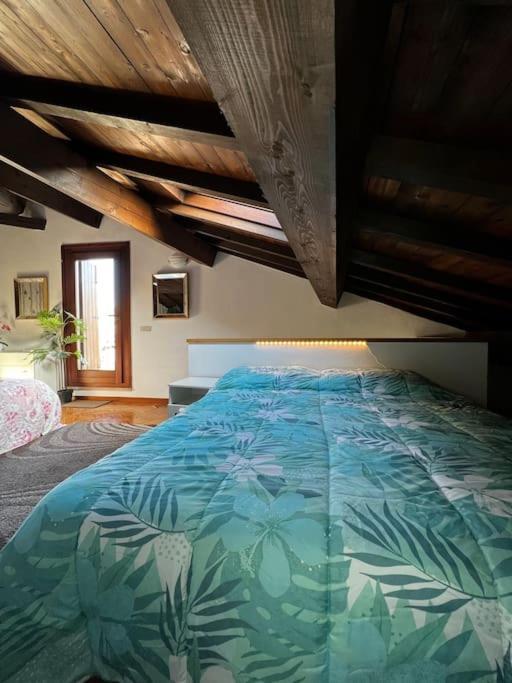Apartamento Attico Arena,200mqnetflix-wifi-air Conditioning