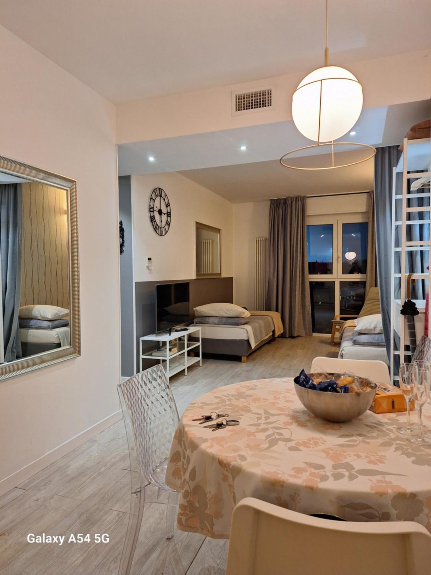Adam Appartement *