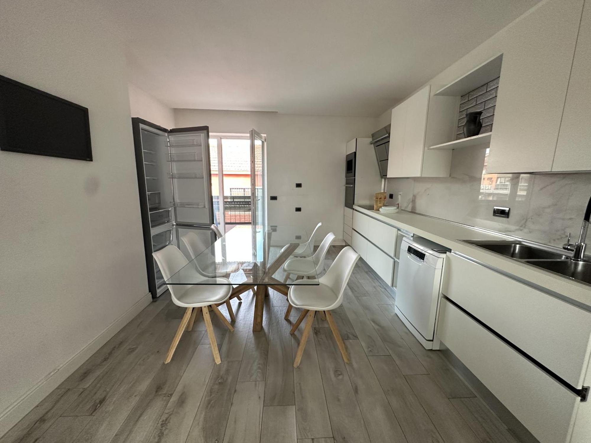 Mancas - Luxury And Verona
