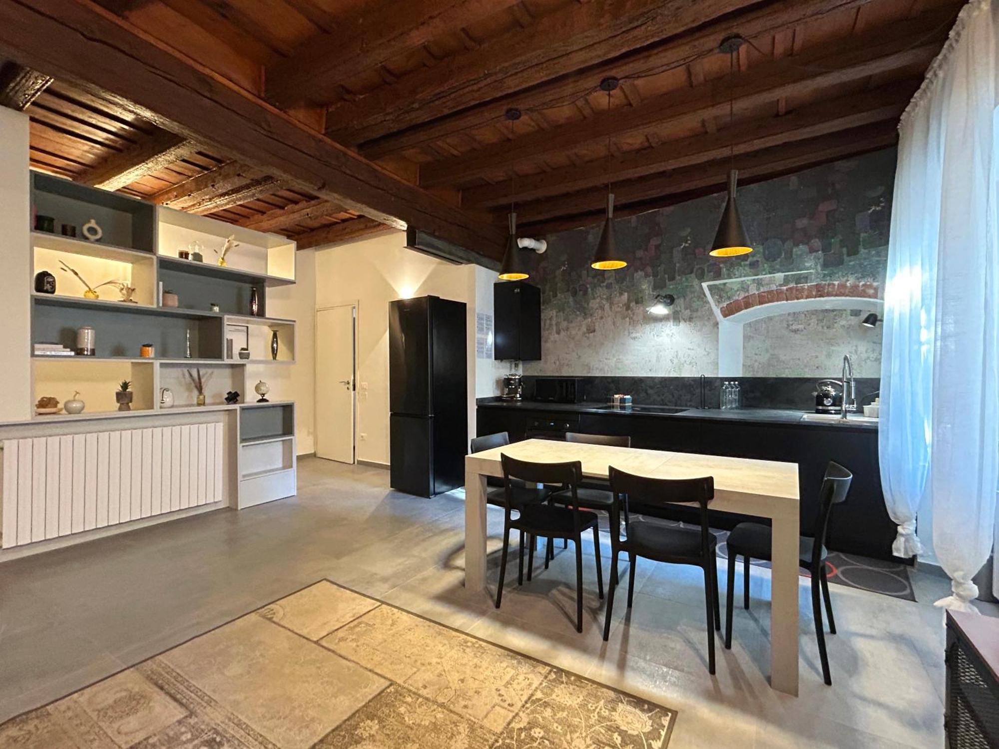 15th Century Loft - Centre