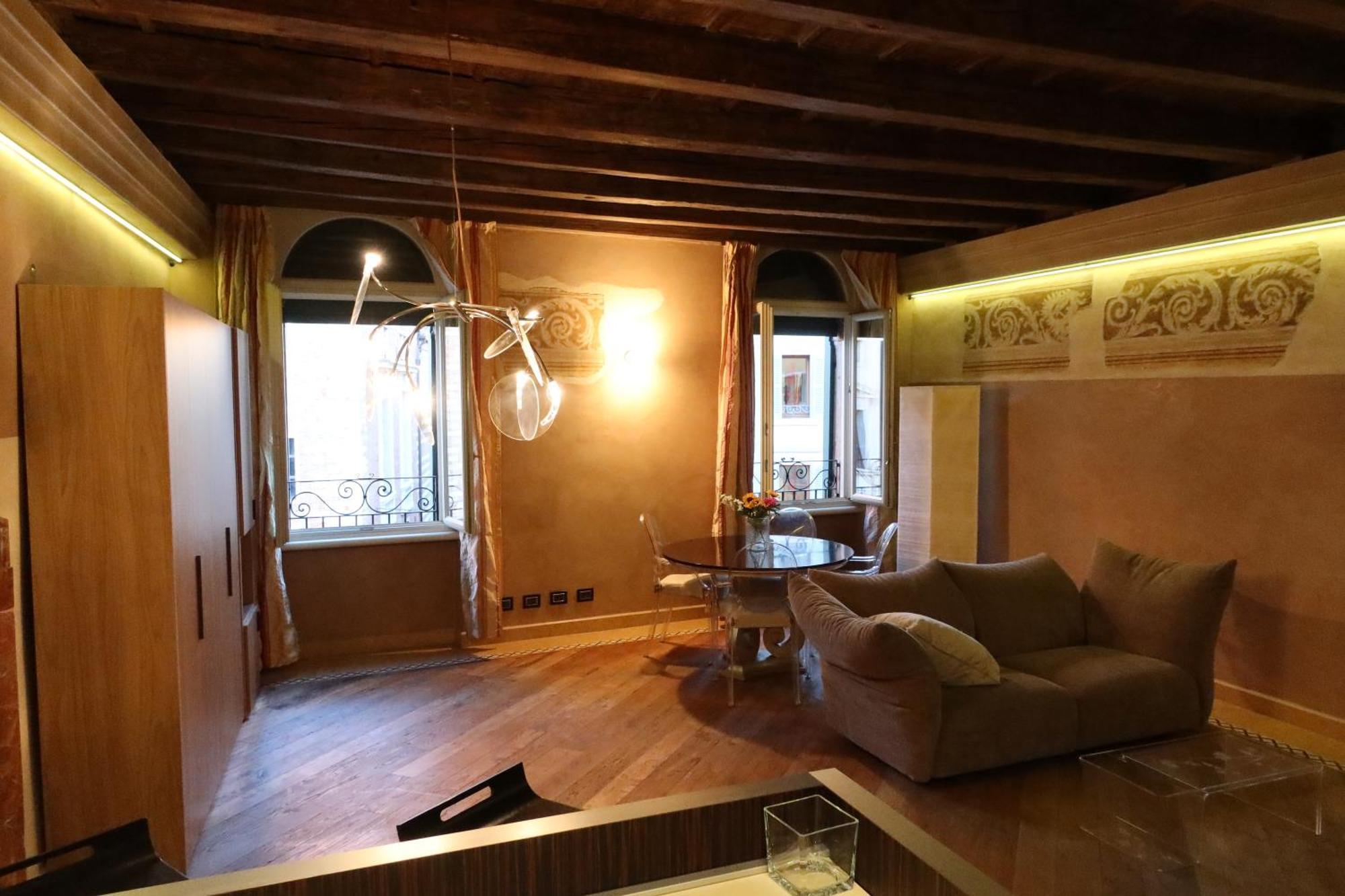 Luxury Flats Piazza Erbe, Floor 3 Huoneisto Verona