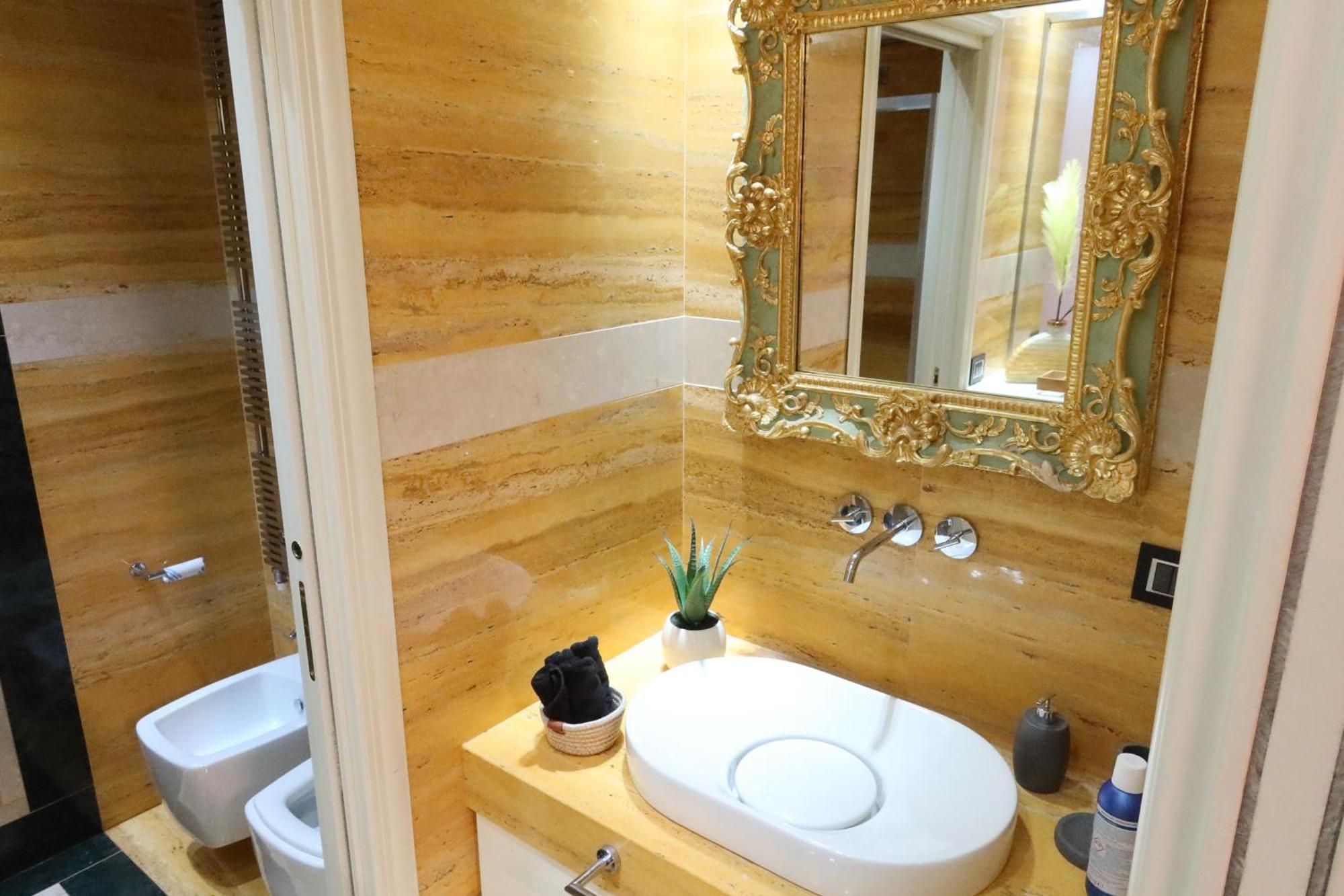 Luxury Flats Piazza Erbe, Floor 3 Huoneisto *