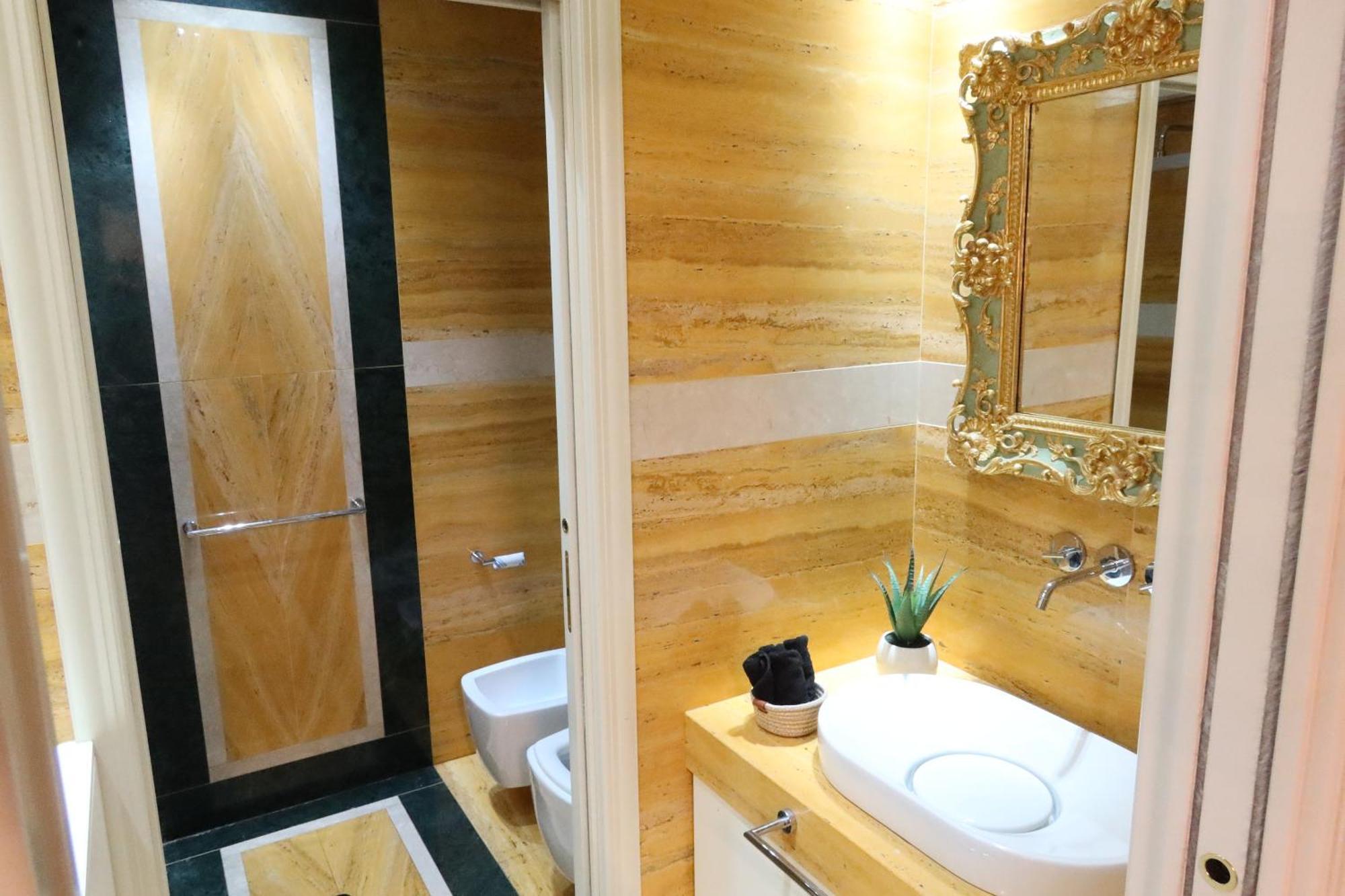 Luxury Flats Piazza Erbe, Floor 3 Huoneisto Verona
