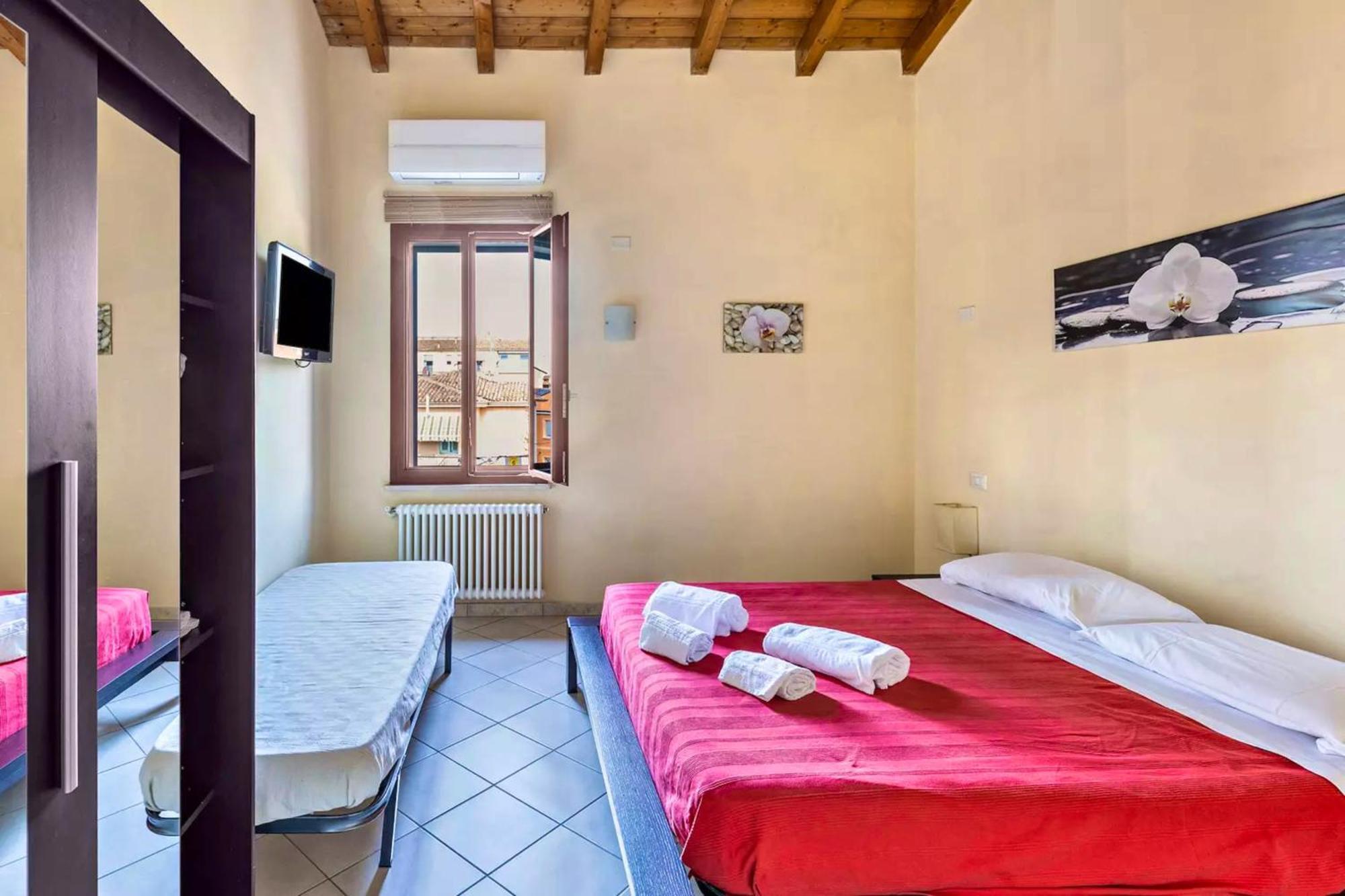 Apartment Elegant In 75 M² With Balcony *