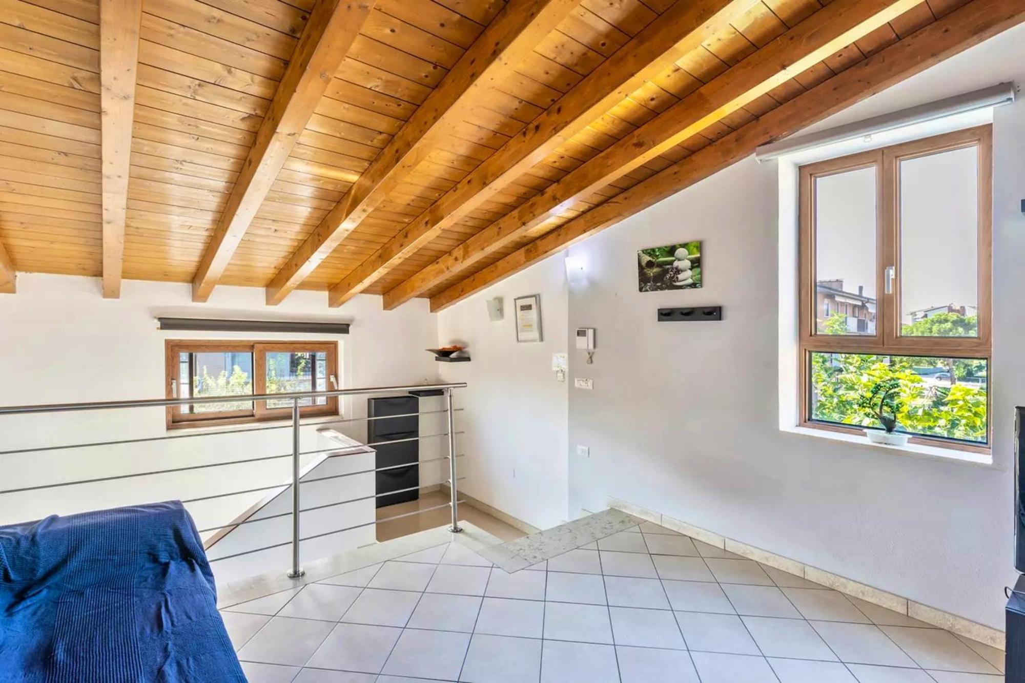 Elegant In 75 M² With Balcony * Verona