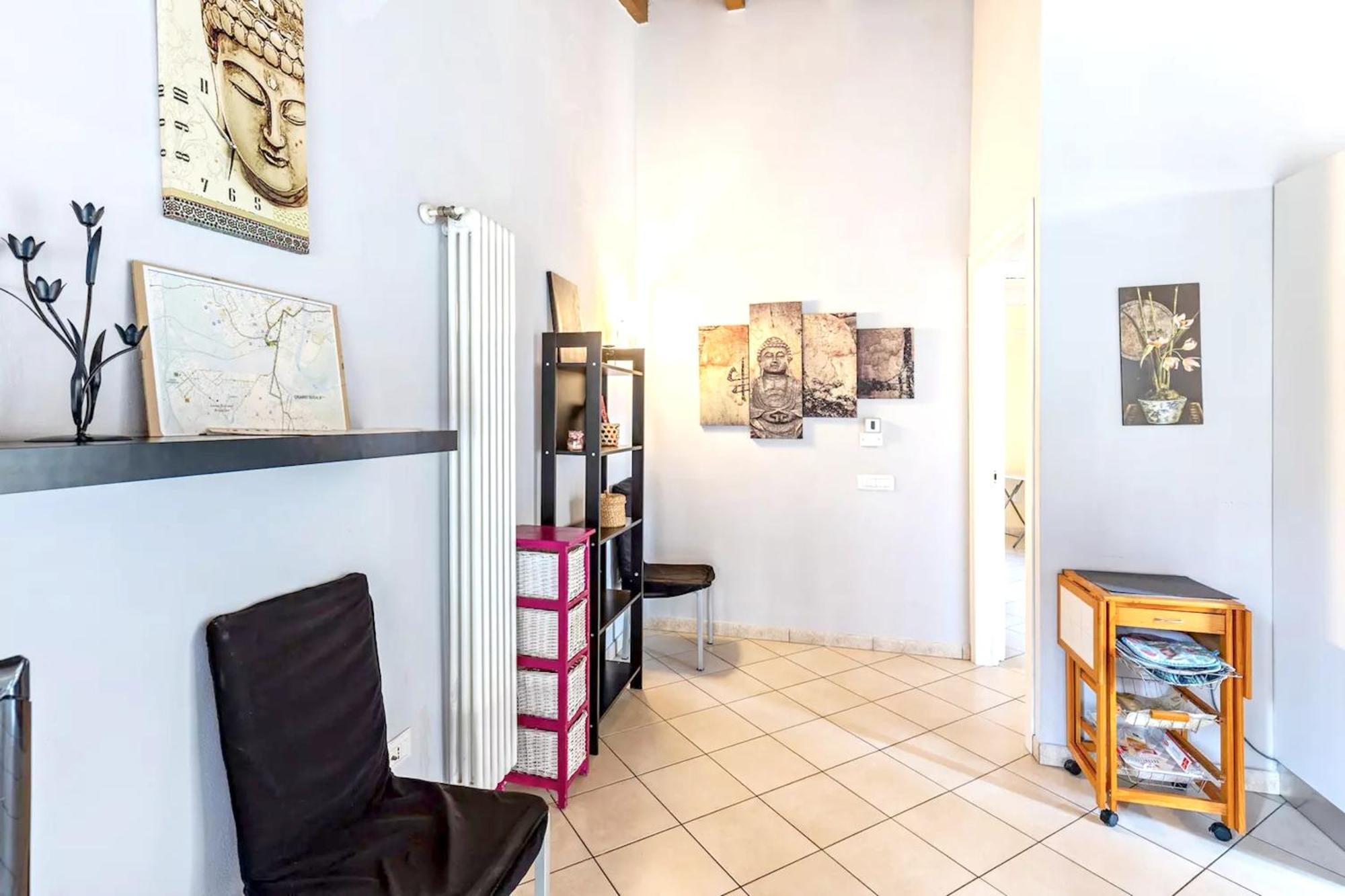 Apartment Elegant In 75 M² With Balcony *