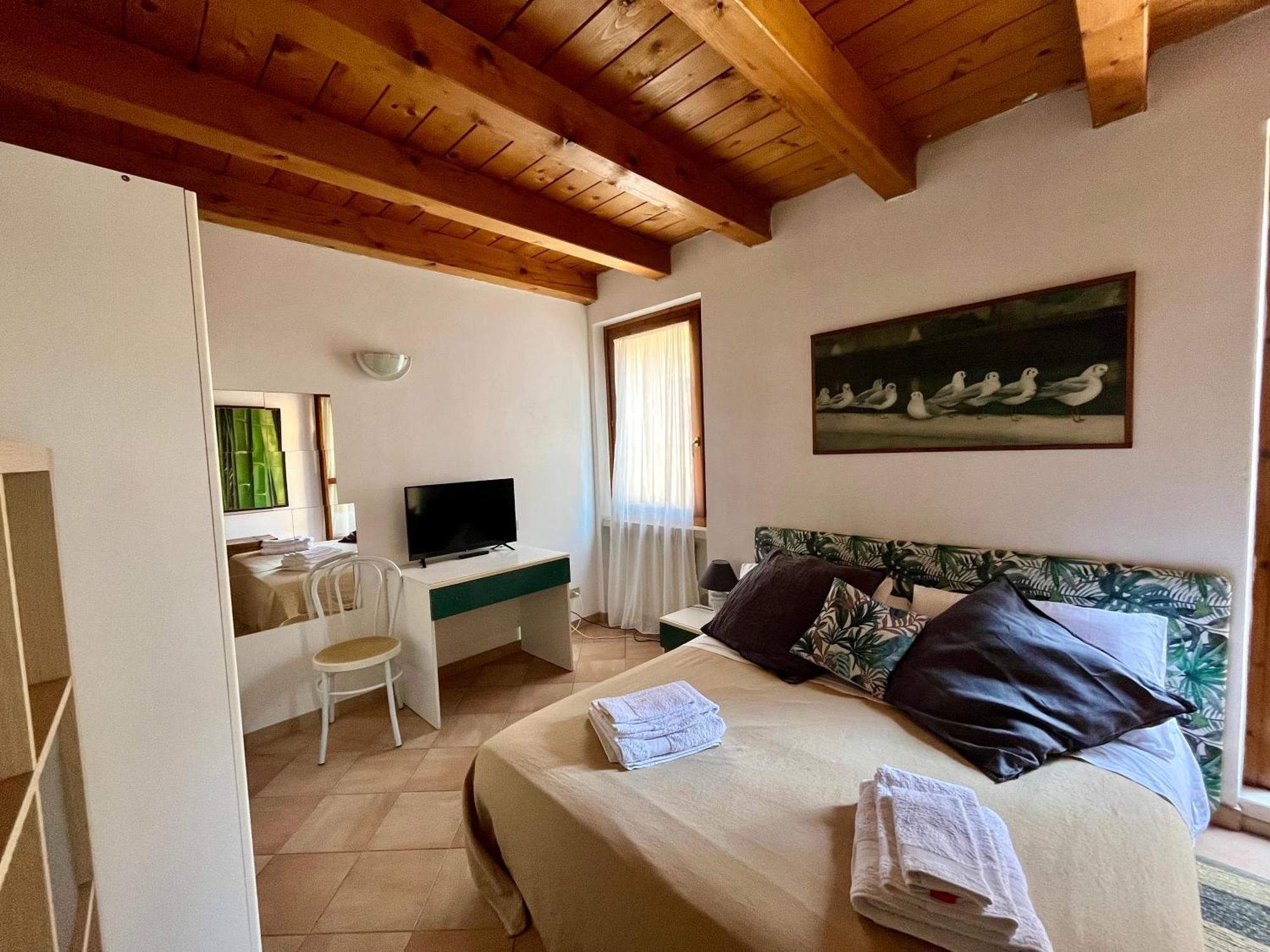 Bright, Cozy In The Heart Of Verona