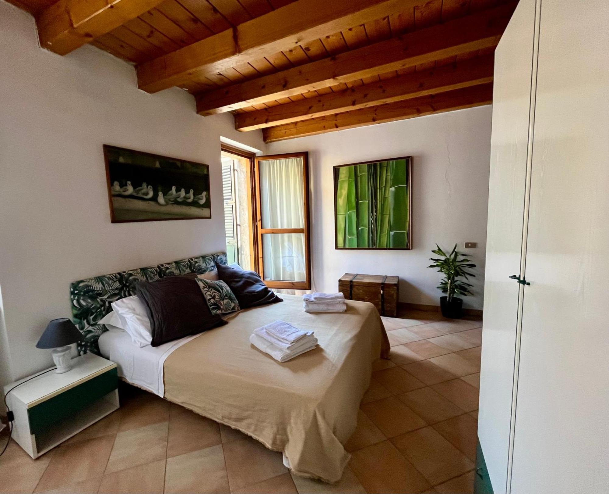 Bright, Cozy In The Heart Of Apartment Verona