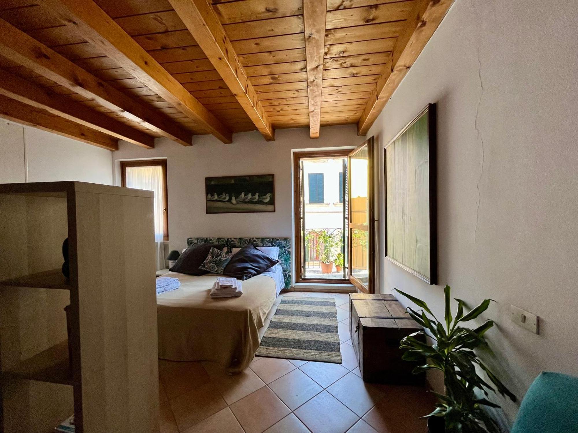Apartment Bright, Cozy In The Heart Of *