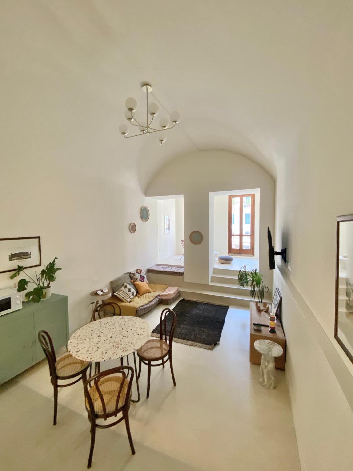 Apartment Dreaming Mazzanti 11