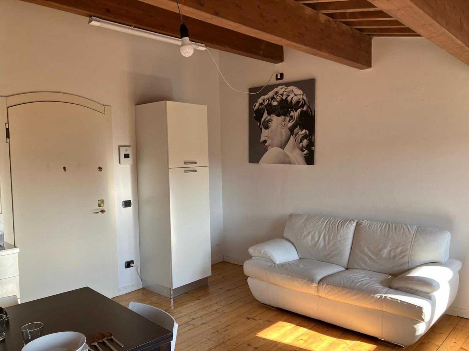 Via Fama, 7, Vista Sui Tetti Di Apartment