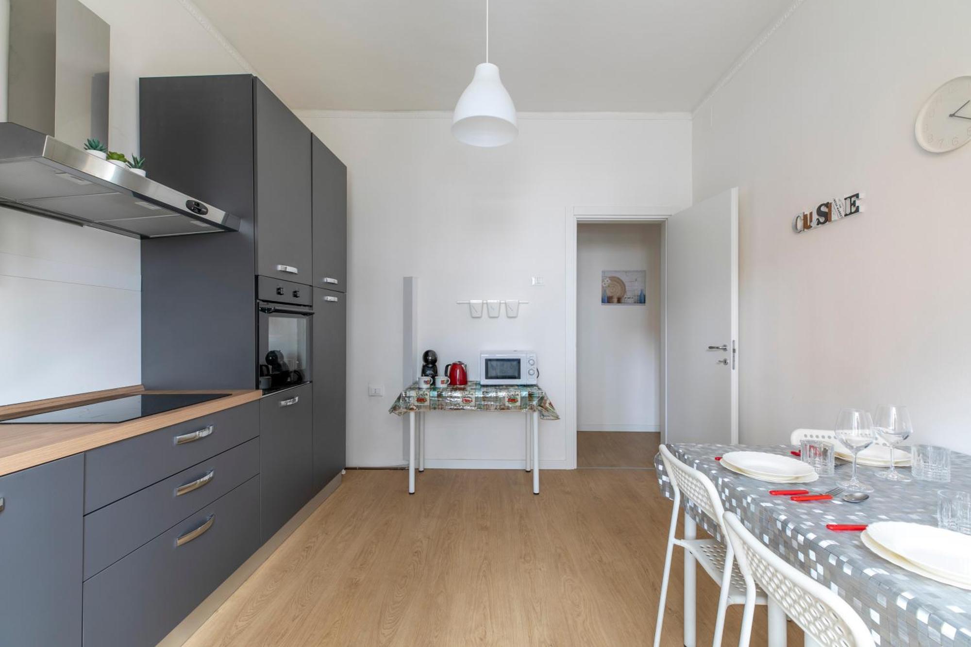 Casa Graziella - A 2 Passi Dal Centro E Stazione Di *