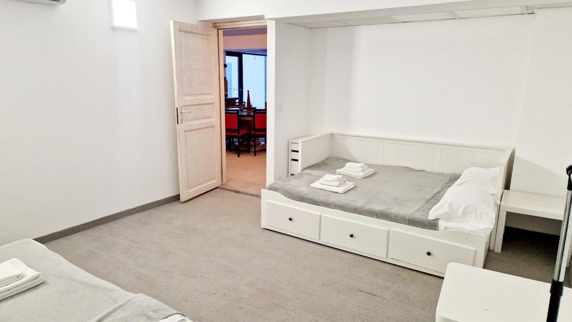 Fiera Guest house *
