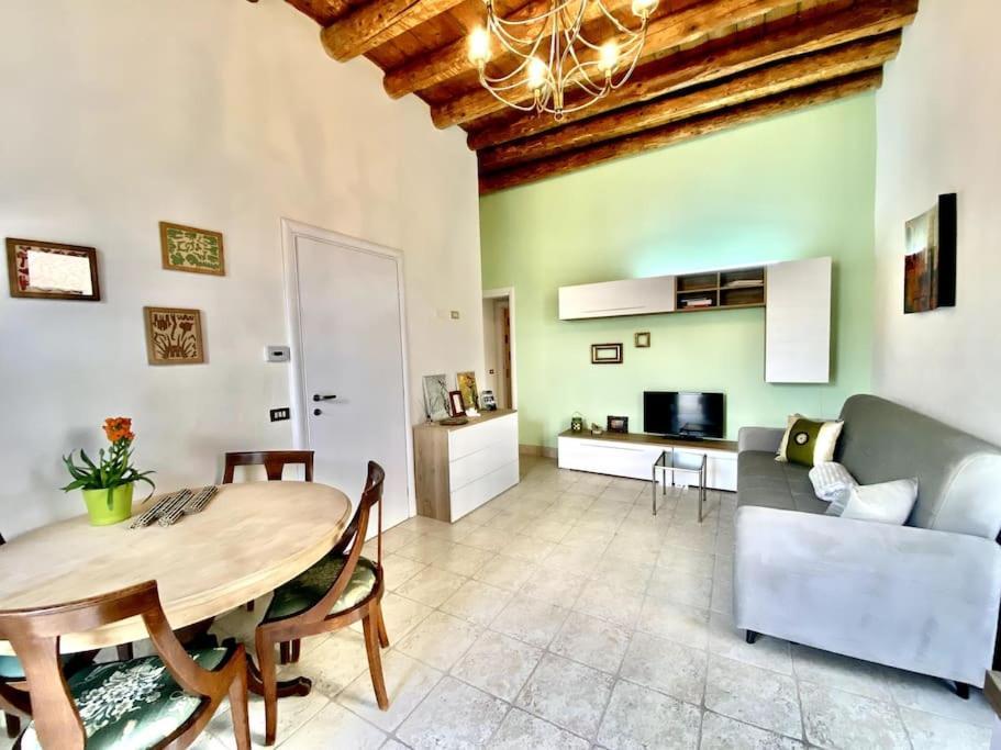 Apartment Zona Fiera A 10 Minuti Dal Centro Con Parcheggio Verona