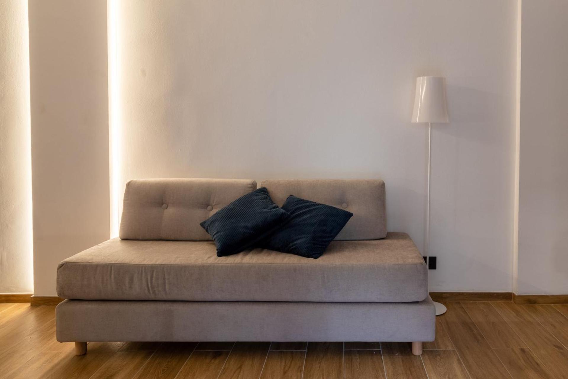 N8 Urban Loft Apartment *
