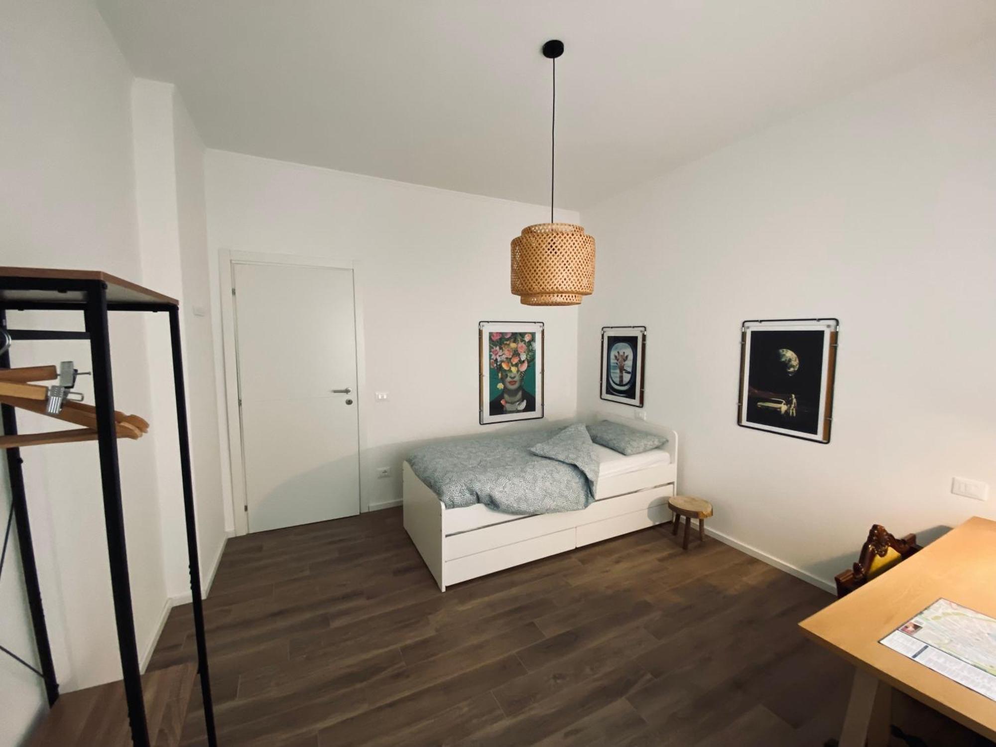 Lavinia 1953 Free Parking + Wi-fi Apartment