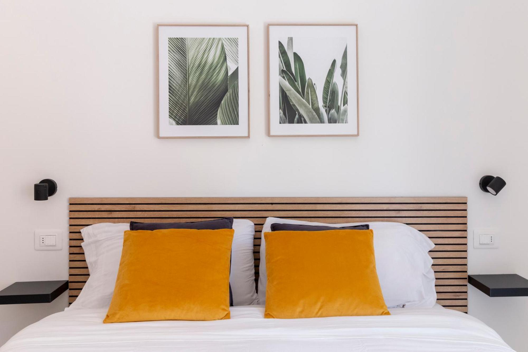 Shiny Guest house