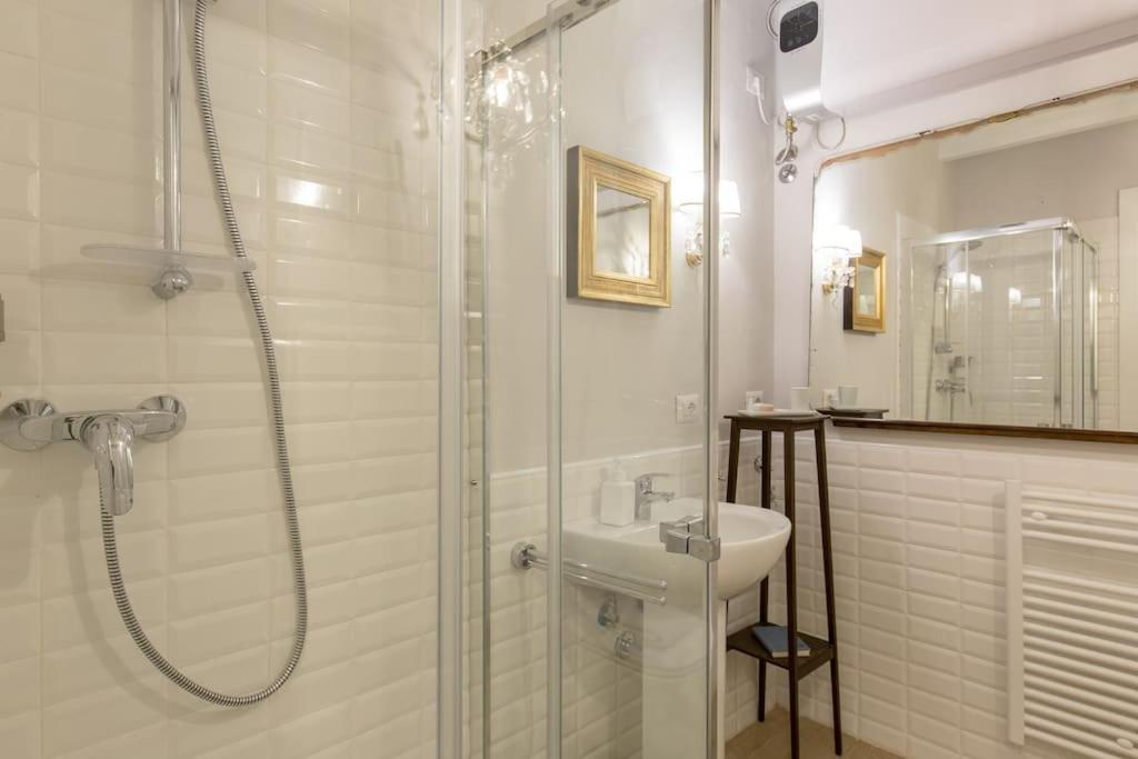 Apartment Punto Fermo In Center 023091-loc-01911 *