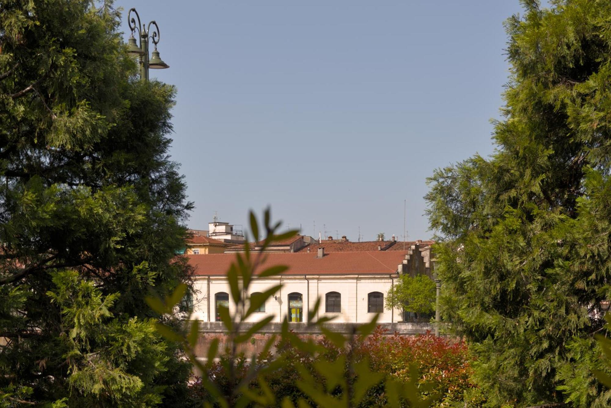 Atelier River Charm Near Adige, Center & Game Apartment *