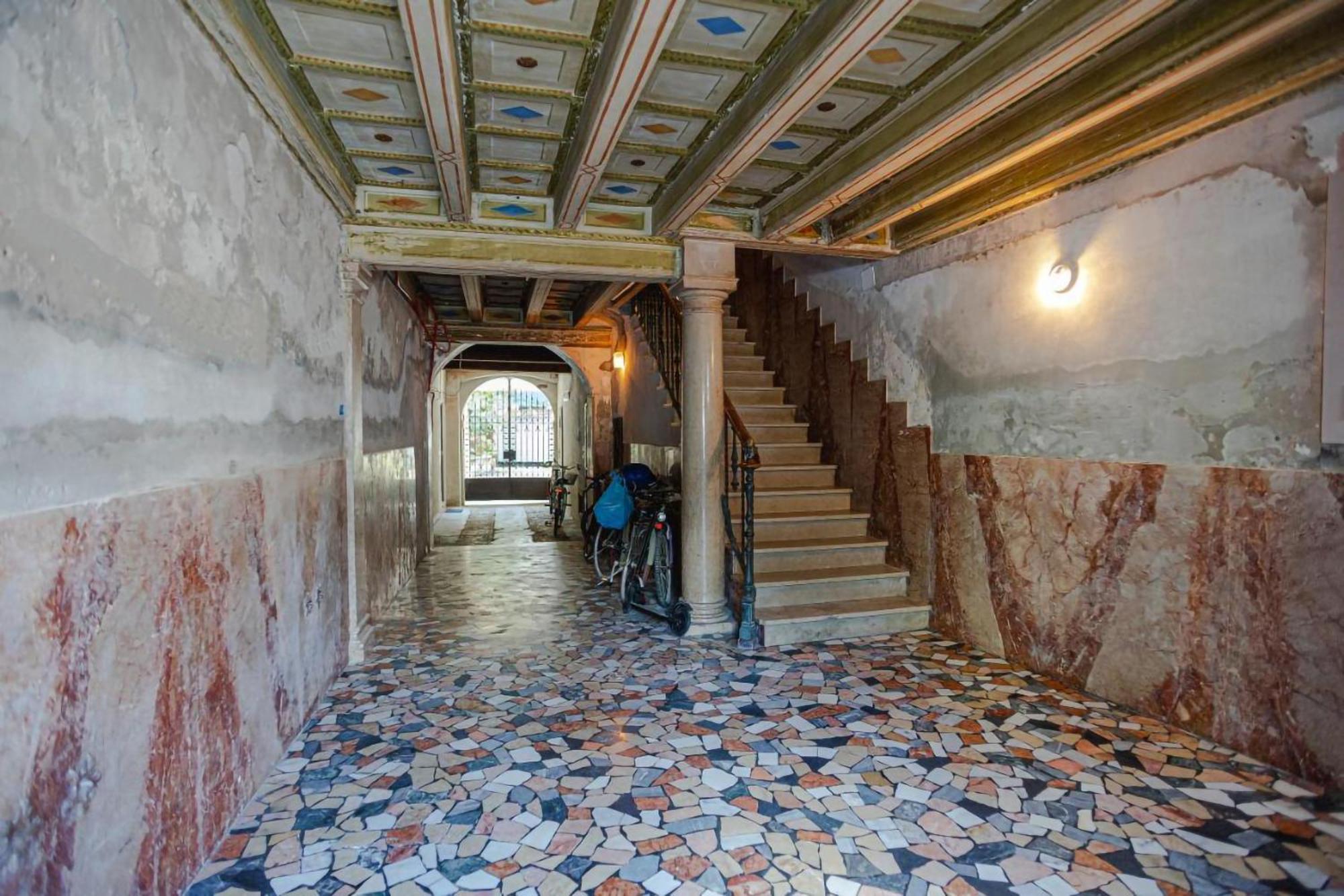 15th Century Loft - Centre * Verona