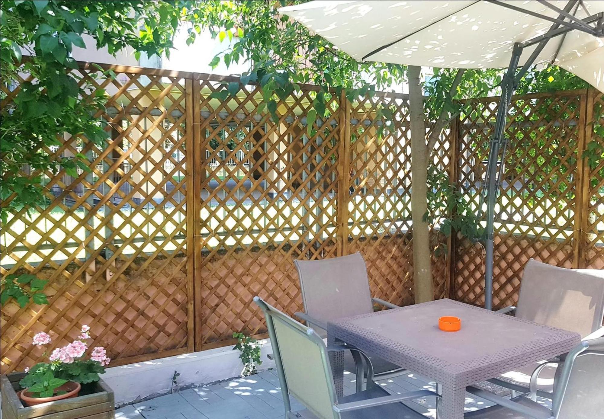 Charming In With Terrace