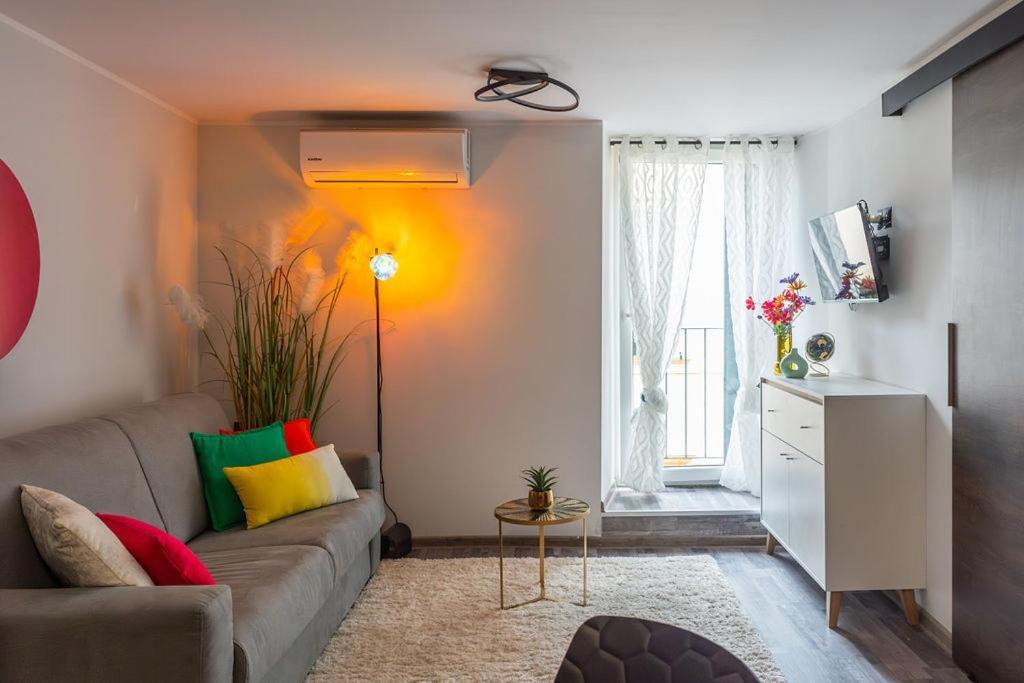 Residenza Santa Anastasia With Parking Included