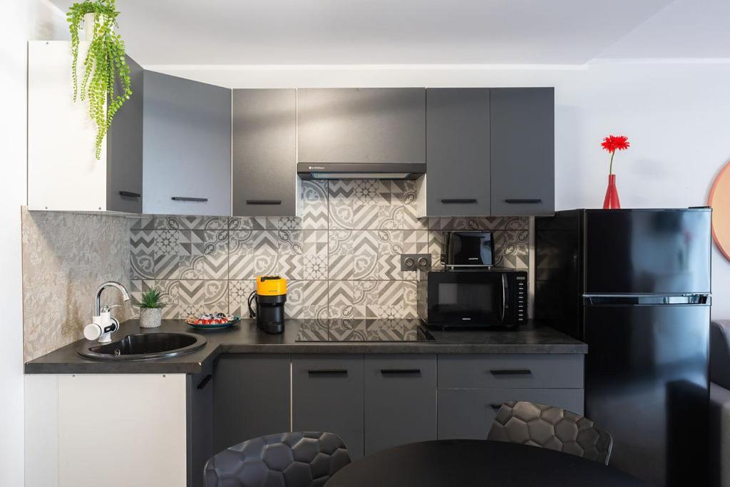 Residenza Santa Anastasia With Parking Included Apartamento
