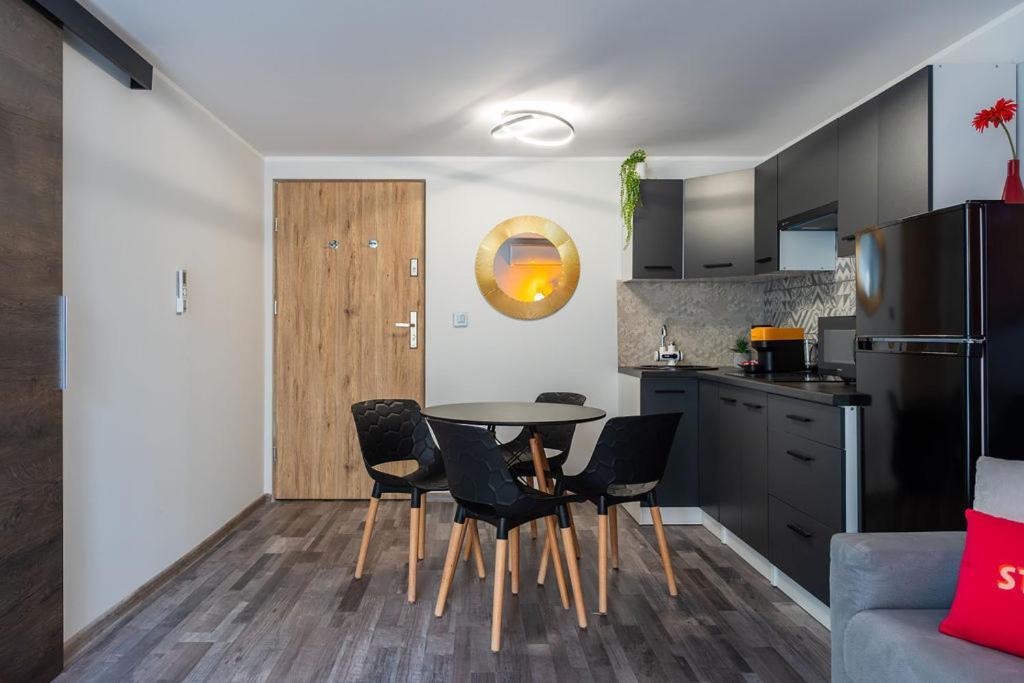 Residenza Santa Anastasia With Parking Included Apartamento *