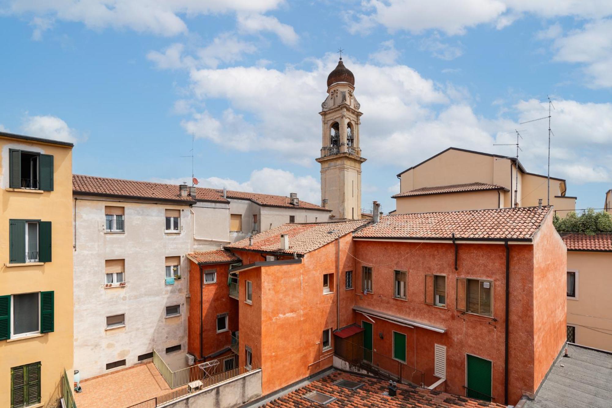 Domus - Ampia Residenza Filippini A Pochi Passi Dall'arena Apartment *
