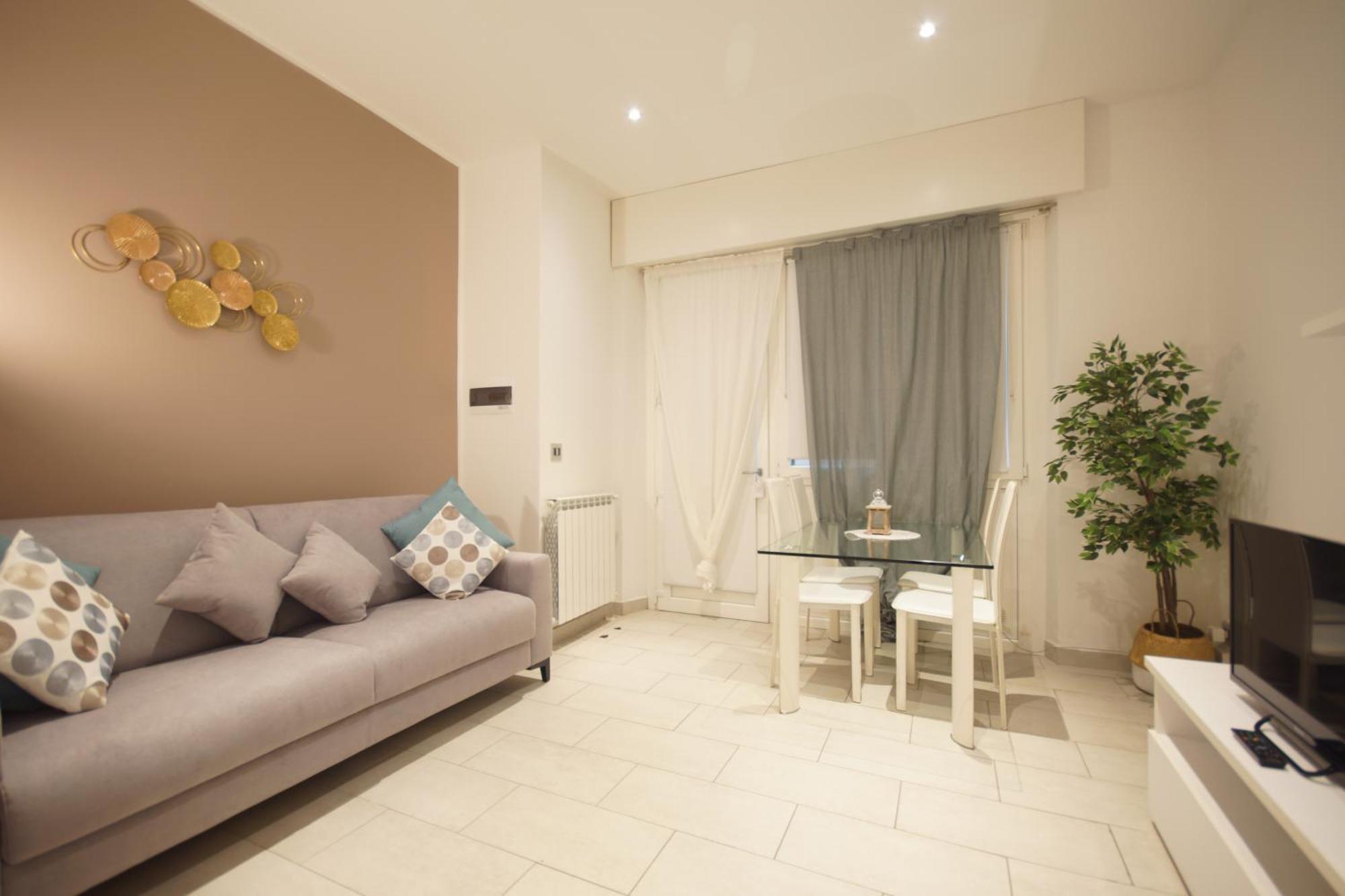 Truly Aparthotel