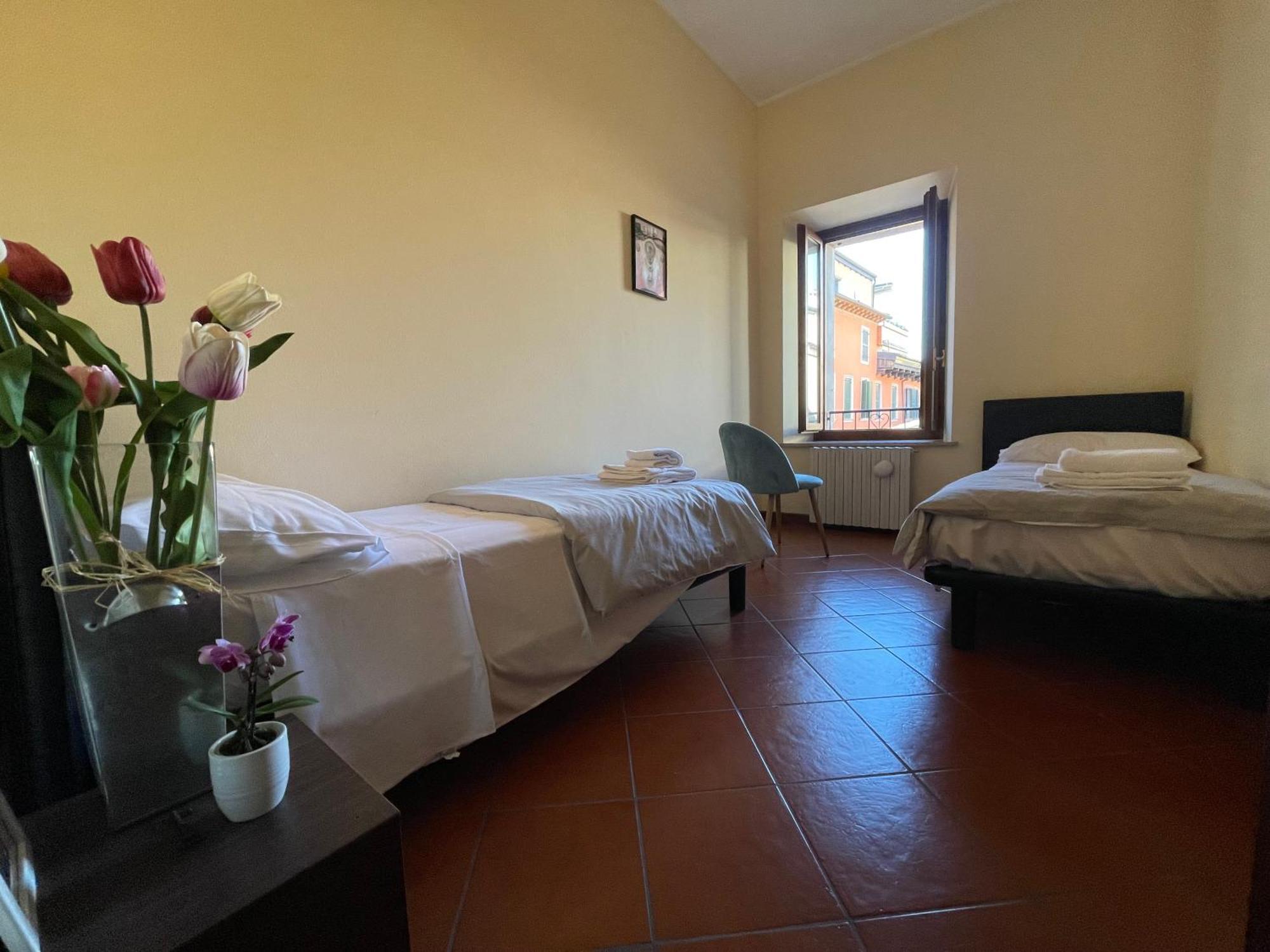 Montecchi House Apartment *