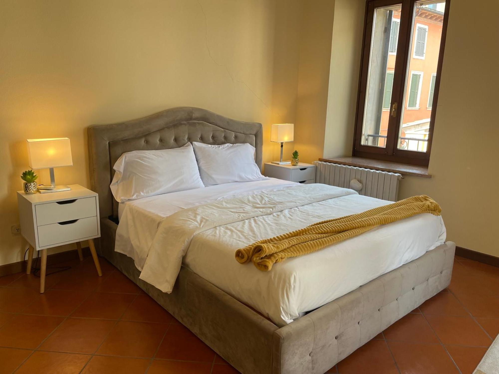 Apartment Montecchi House