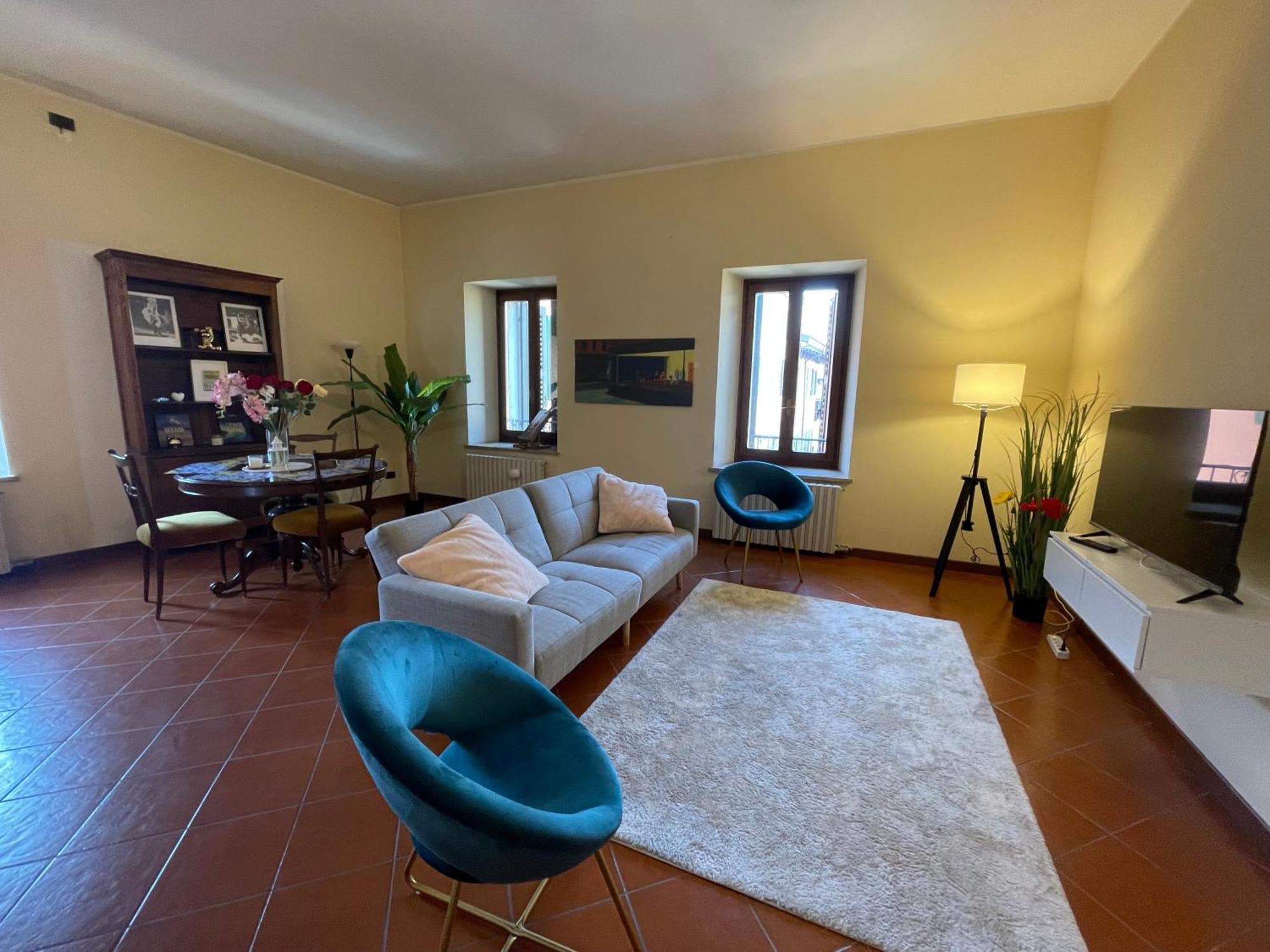 Apartment Montecchi House *