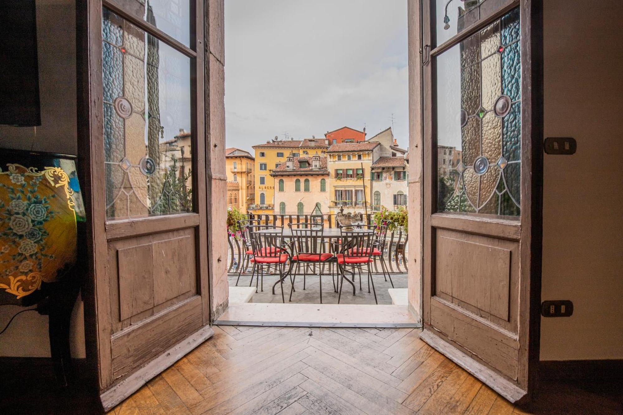 Corte Realdi Piazza Erbe Verona